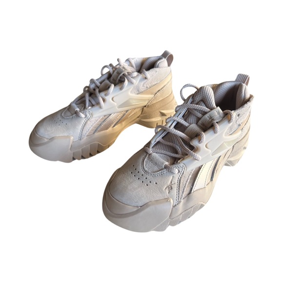 Women's Reebok Cardi B Club C V2 - Picture 10 of 13